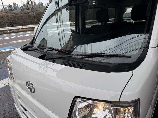 TOYOTA PIXIS VAN 2023 Image 31