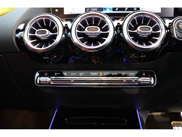 MERCEDES BENZ GLA CL 2020 Image 31