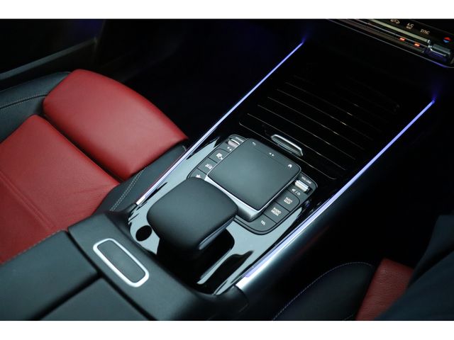 MERCEDES BENZ GLA CL 2020 Image 31