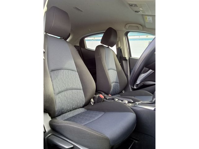 MAZDA DEMIO 2015 Image 31