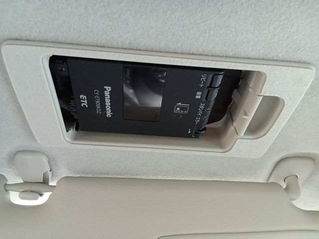 MAZDA DEMIO 2015 Image 31