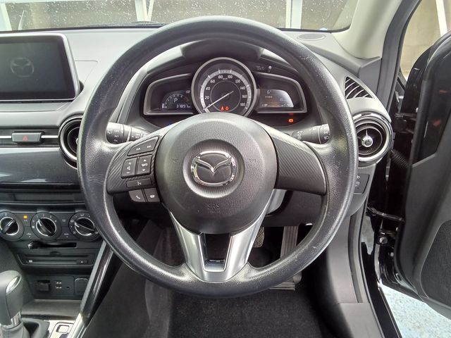 MAZDA DEMIO 2015 Image 31