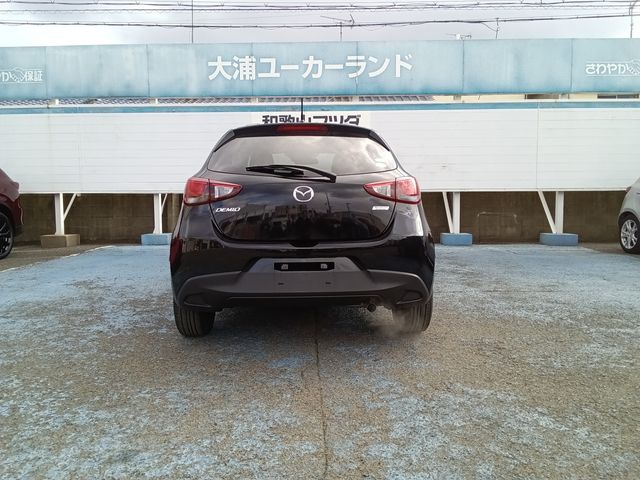 MAZDA DEMIO 2015 Image 31