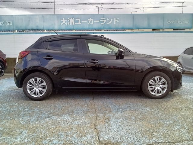 MAZDA DEMIO 2015 Image 31