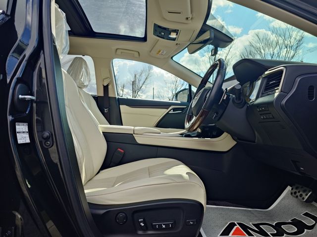 TOYOTA LEXUS RX450H 2WD 2019 Image 31