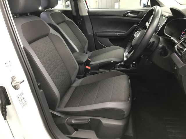 VOLKSWAGEN T-CROSS 2022 Image 31