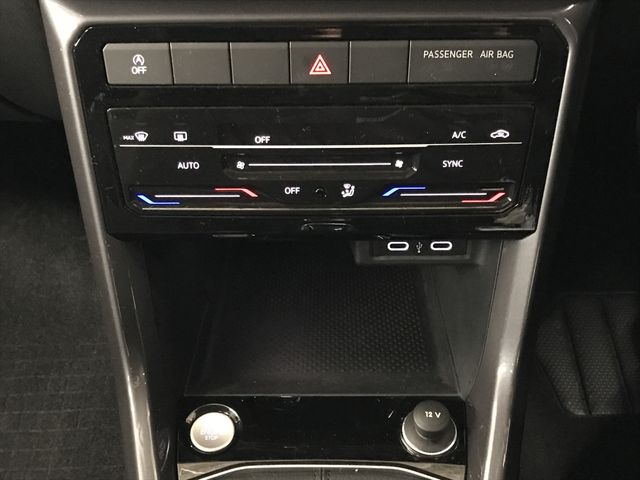 VOLKSWAGEN T-CROSS 2022 Image 31