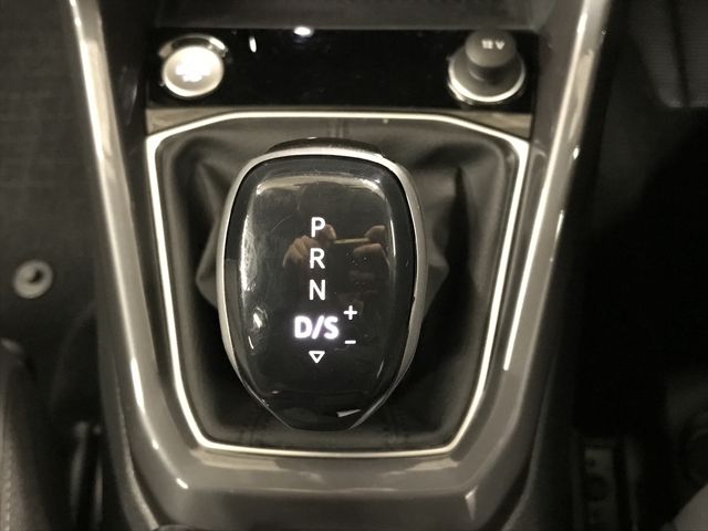 VOLKSWAGEN T-CROSS 2022 Image 31