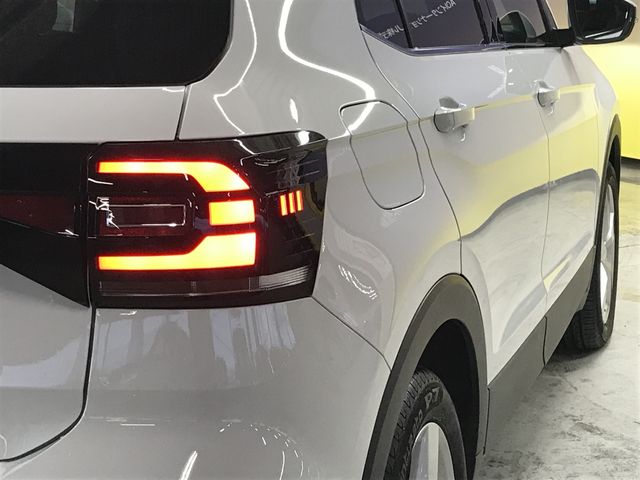 VOLKSWAGEN T-CROSS 2022 Image 31