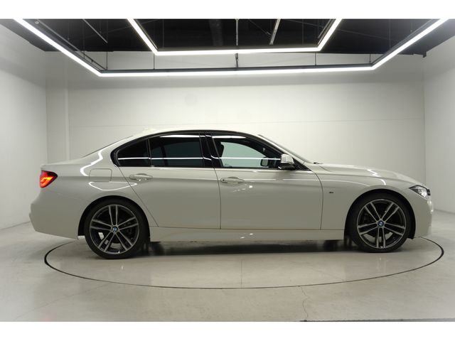 BMW 3SERIES SEDAN 2018 Image 31