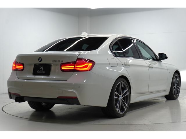 BMW 3SERIES SEDAN 2018 Image 31