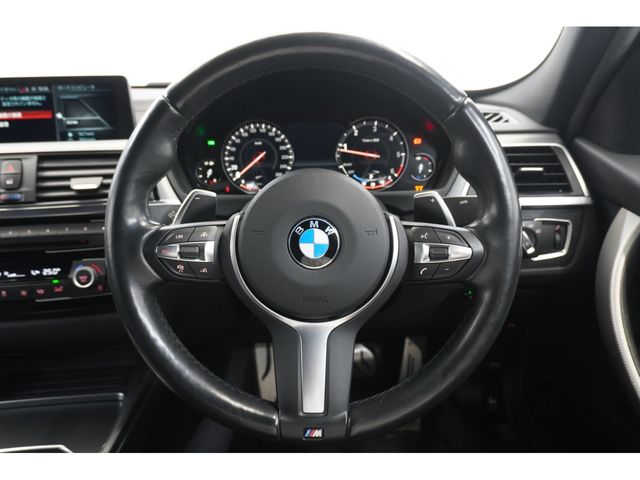 BMW 3SERIES SEDAN 2018 Image 31