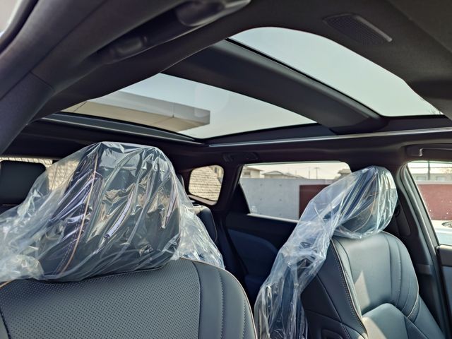 TOYOTA CROWN ESTATE 4WD 2025 Image 31