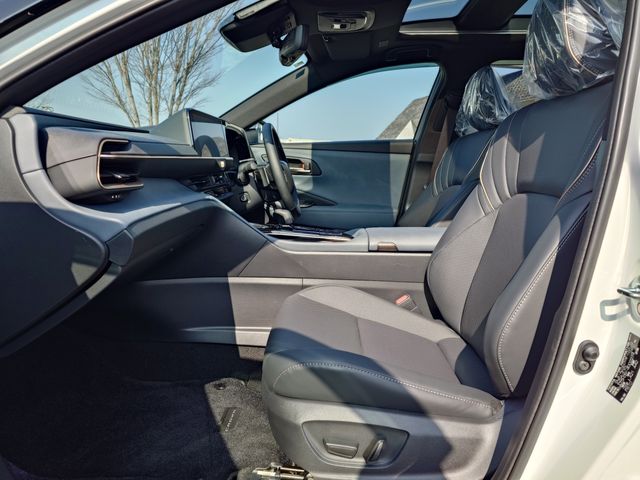 TOYOTA CROWN ESTATE 4WD 2025 Image 31