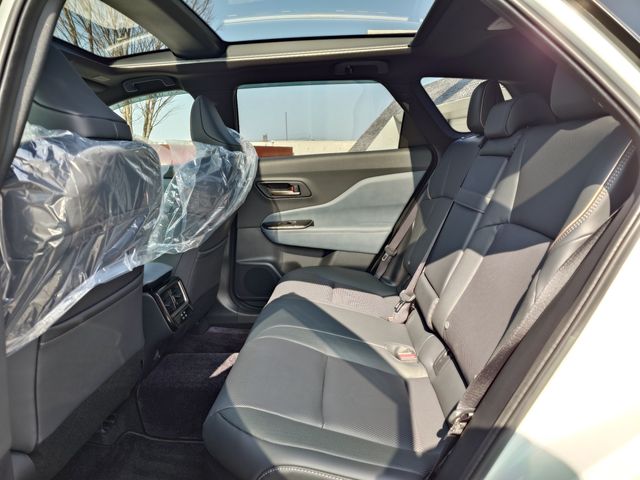 TOYOTA CROWN ESTATE 4WD 2025 Image 31