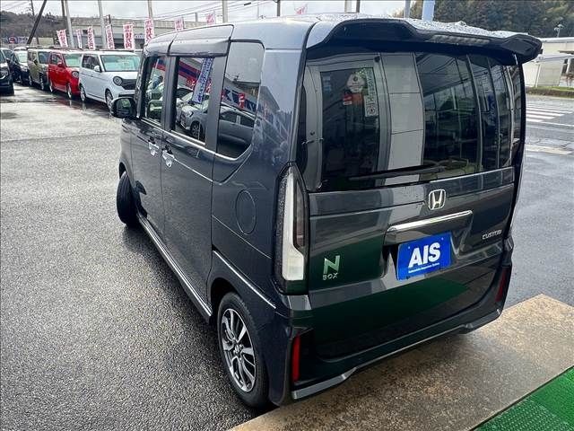 HONDA N BOX CUSTOM 2023 Image 31