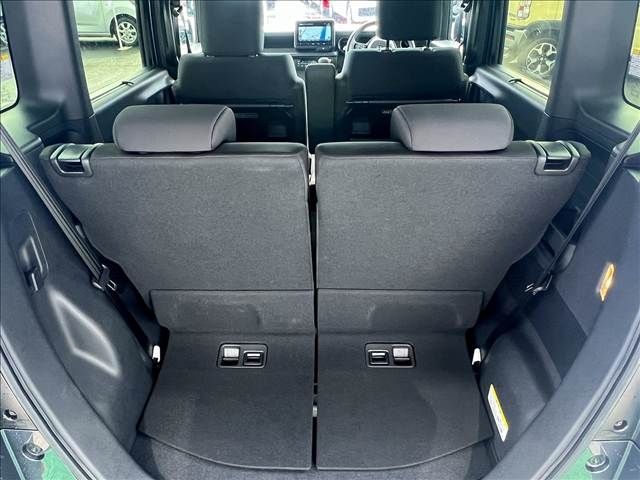 HONDA N BOX CUSTOM 2023 Image 31