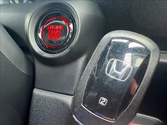 HONDA N BOX CUSTOM 2023 Image 31