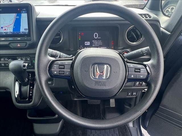 HONDA N BOX CUSTOM 2023 Image 31