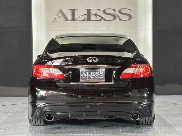 NISSAN FUGA 2010 Image 31