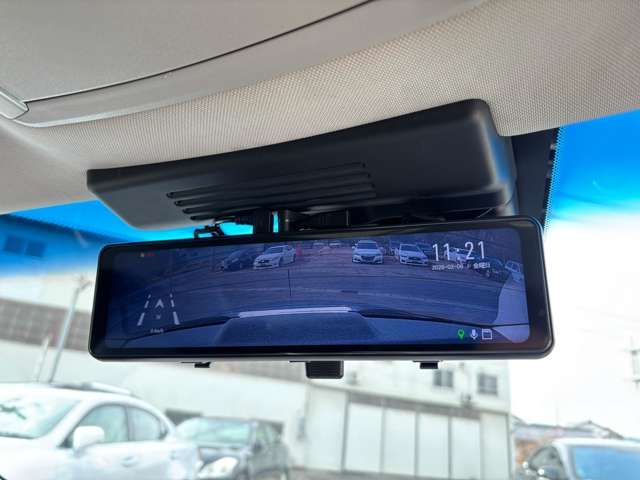 NISSAN FUGA 2010 Image 31