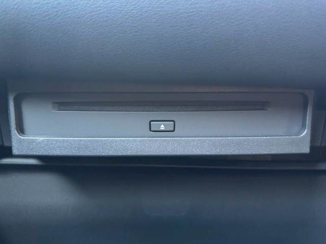 TOYOTA VOXY HYBRID 2023 Image 31