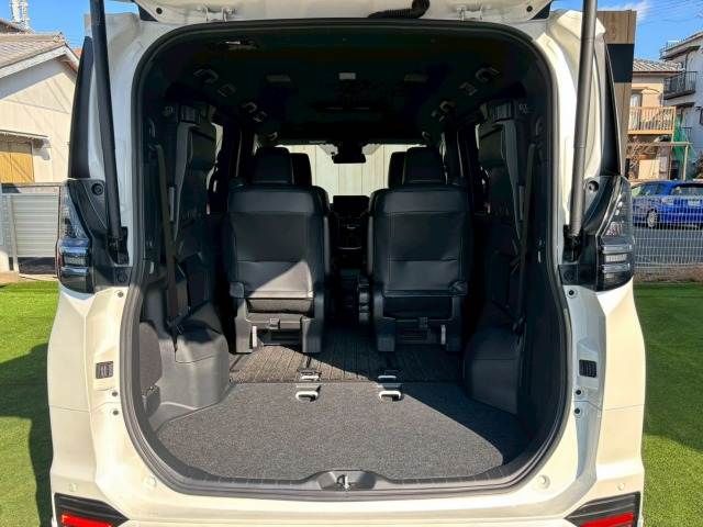 TOYOTA VOXY HYBRID 2023 Image 31