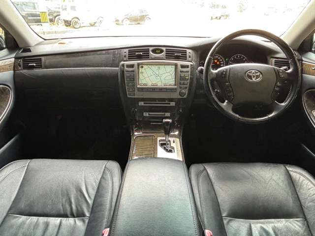 TOYOTA CROWN MAJESTA 2006 Image 31