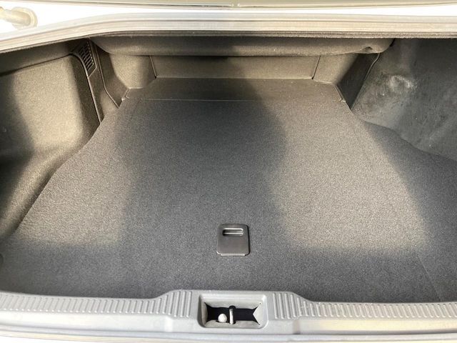 TOYOTA CROWN SEDAN HYBRID 2019 Image 31