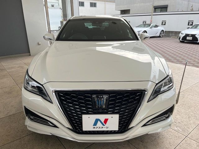 TOYOTA CROWN SEDAN HYBRID 2019 Image 31