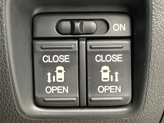 HONDA N BOX CUSTOM 2015 Image 31