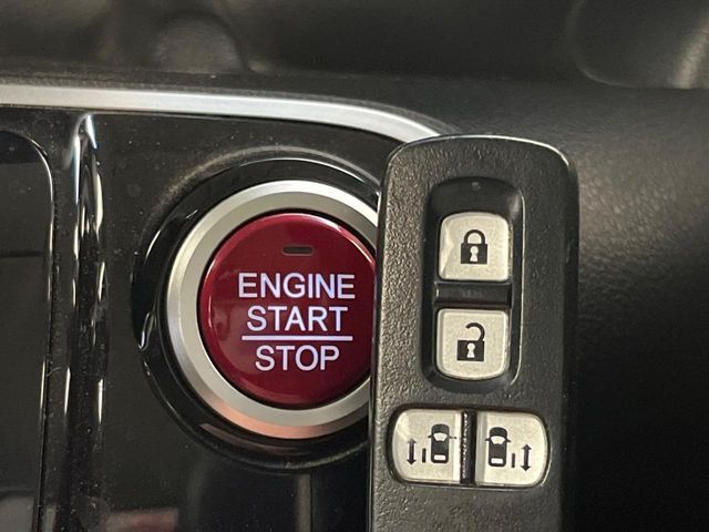 HONDA N BOX CUSTOM 2015 Image 31