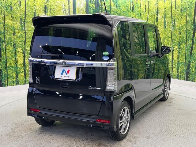 HONDA N BOX CUSTOM 2015 Image 31