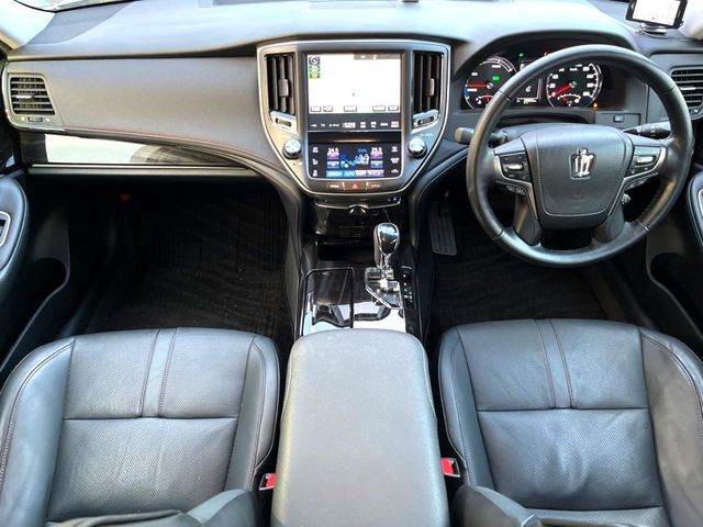 TOYOTA CROWN SEDAN HYBRID 2017 Image 31