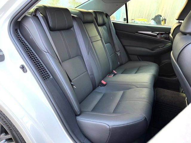 TOYOTA CROWN SEDAN HYBRID 2017 Image 31