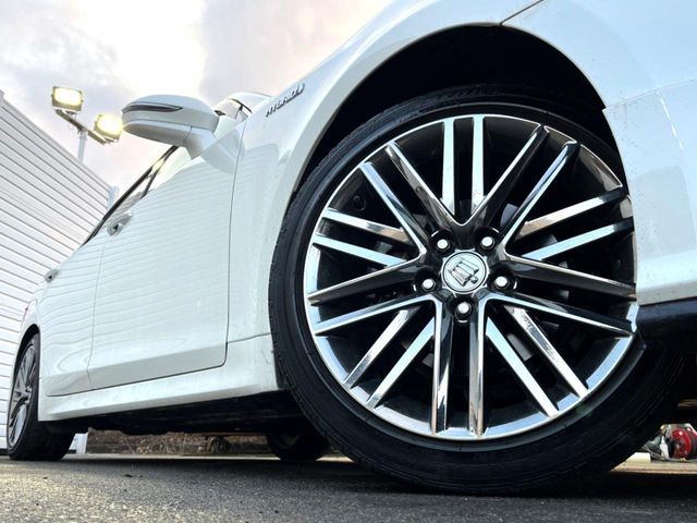 TOYOTA CROWN SEDAN HYBRID 2017 Image 31