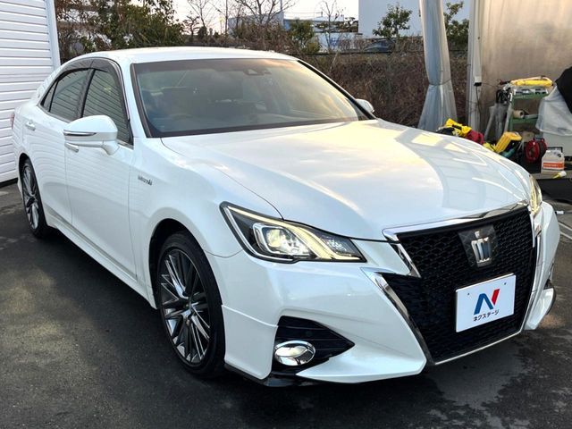TOYOTA CROWN SEDAN HYBRID 2017 Image 31