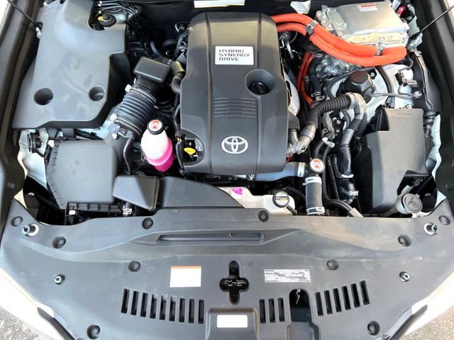 TOYOTA CROWN SEDAN HYBRID 2017 Image 31