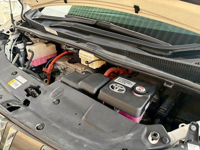 TOYOTA ALPHARD HYBRID 4WD 2019 Image 31