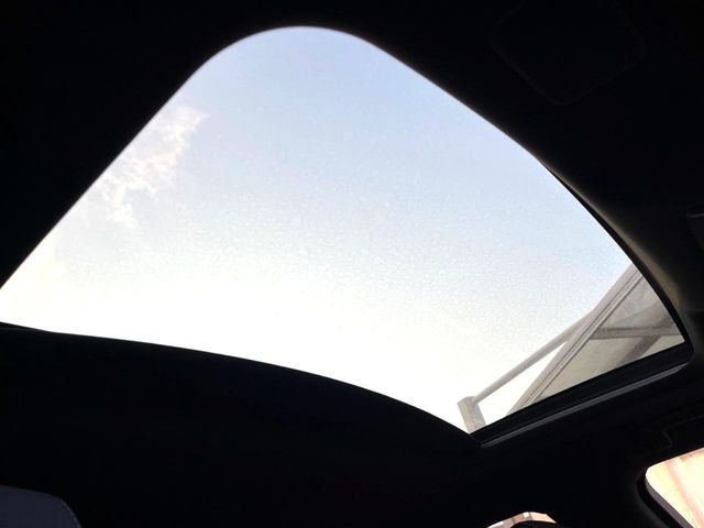 TOYOTA LEXUS LS500 2018 Image 31