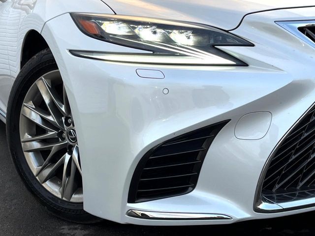 TOYOTA LEXUS LS500 2018 Image 31