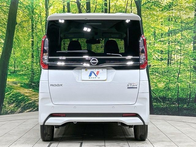 NISSAN ROOX 2025 Image 31