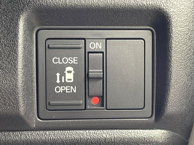 HONDA N BOX CUSTOM 2024 Image 31