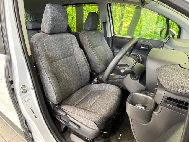 TOYOTA SIENTA HYBRID 2024 Image 31