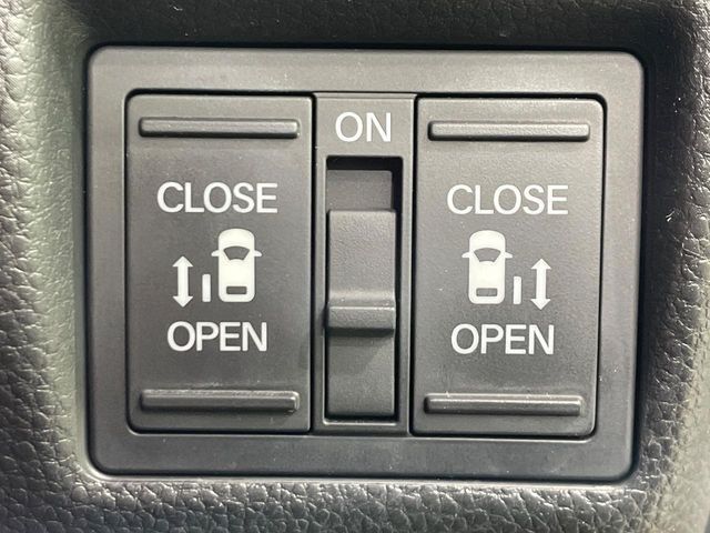 HONDA N BOX CUSTOM 2018 Image 31