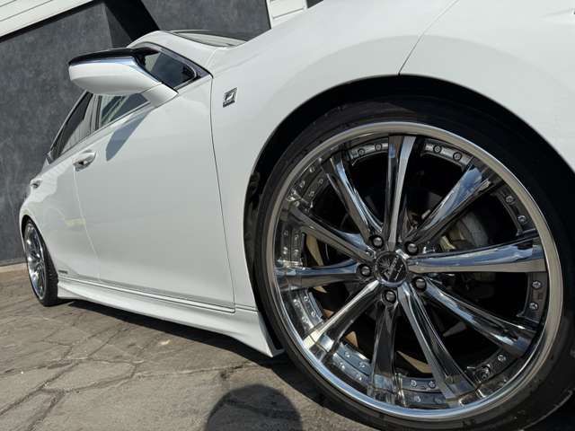 TOYOTA LEXUS ES300H 2019 Image 31