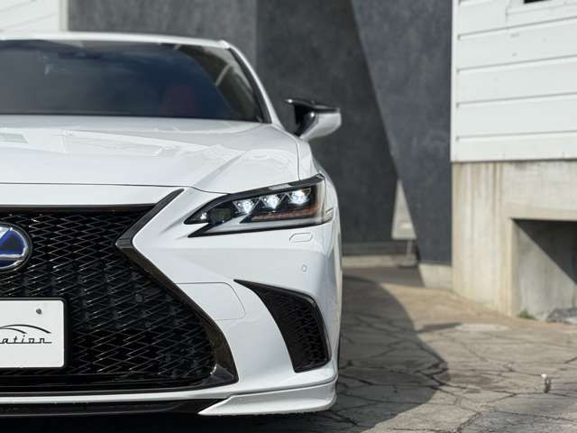 TOYOTA LEXUS ES300H 2019 Image 31