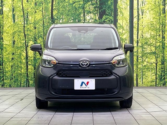 TOYOTA SIENTA HYBRID 2023 Image 31