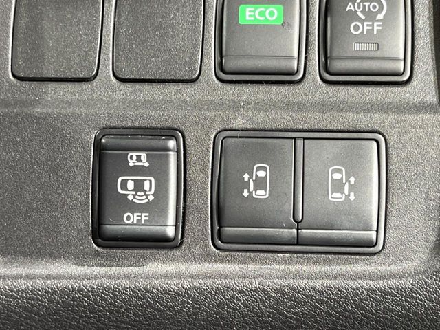 NISSAN SERENA  S-HYBRID 2017 Image 31