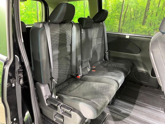 NISSAN SERENA  S-HYBRID 2017 Image 31